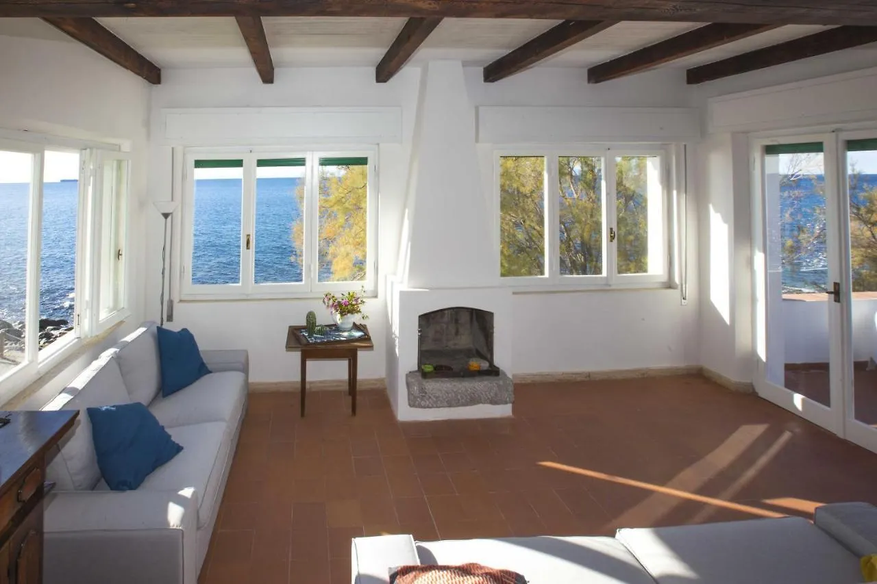Casa Bianca - Goelba Villa Pomonte 0*,  Italy